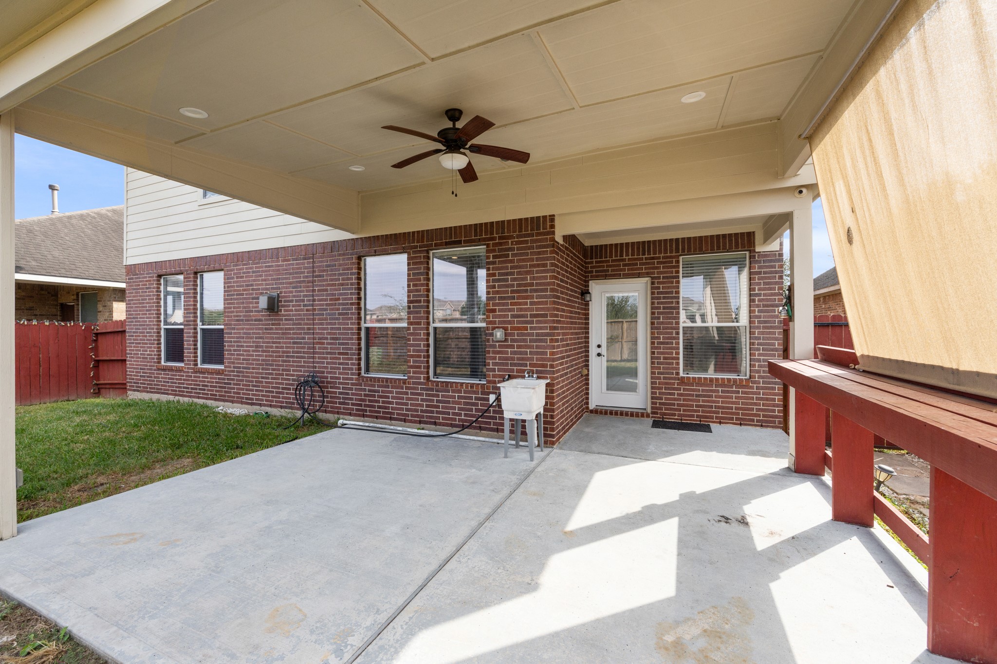 1946 Hawthorne Brook Lane Fresno, TX 77545 - Photo 34 of 38