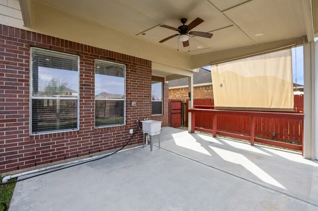 $2,450 | 1946 Hawthorne Brook Lane, Fresno, TX 77545