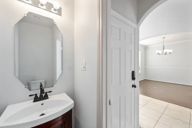 $2,450 | 1946 Hawthorne Brook Lane, Fresno, TX 77545