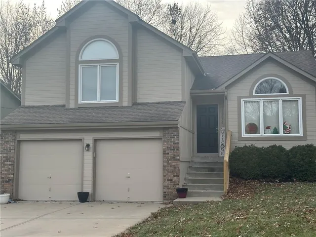 $350,000 | 12336 South Albervan Street, Olathe, KS 66062