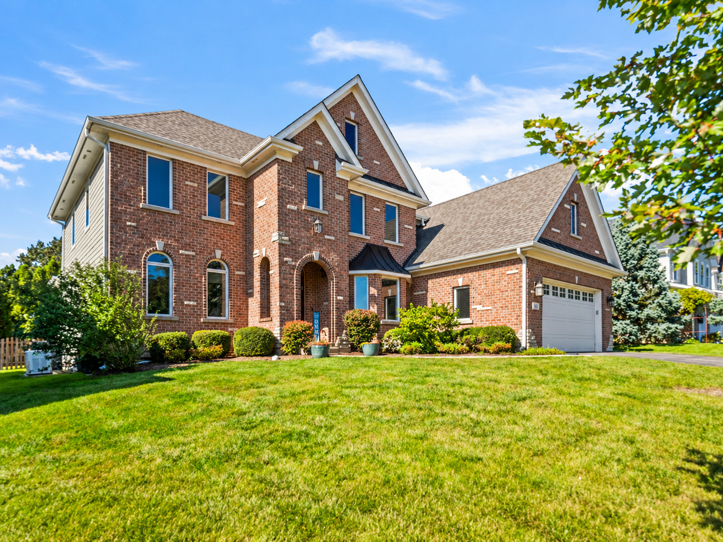 35 Linden Road Lake Zurich, IL 60047 - Photo 1 of 13 Gallery Image 1
