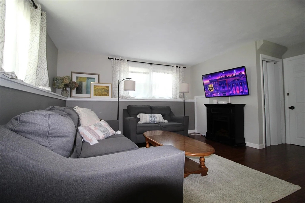 5 Chambers Street, Unit 1 Worcester, MA 01606 - Photo 8 of 9