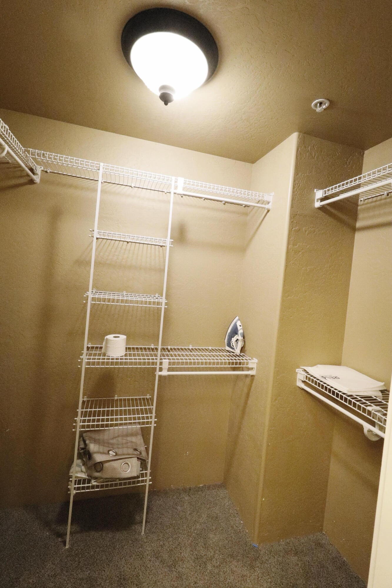 2210 East Barnett Road, Unit 2 Medford, OR 97504 - Photo 15 of 23 _MG_4962
