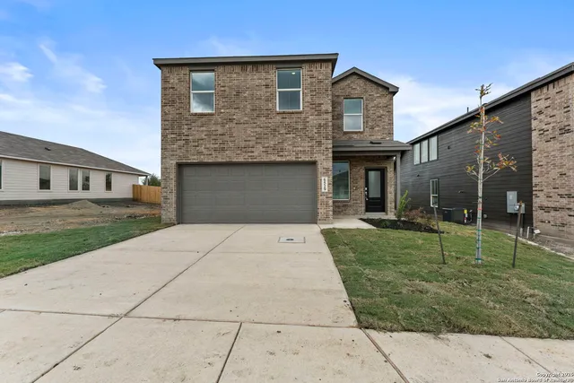 $295,000 | 6529 Titan Park, Converse, TX 78109