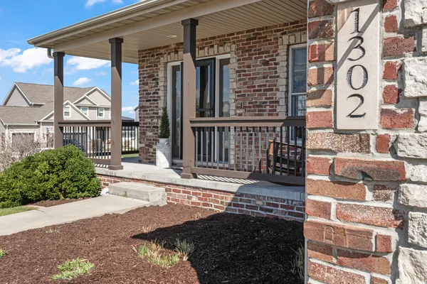 $440,000 | 1302 Wicklow Drive, Bloomington, IL 61705