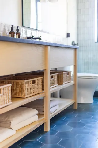 $1,125,000 | 3635 Under The Mountain Road, Londonderry, VT 05155