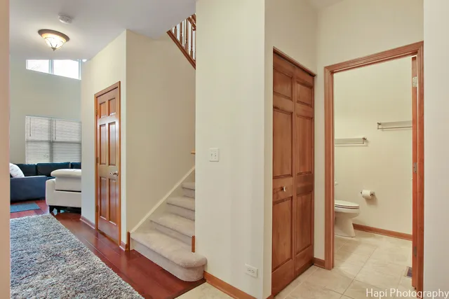 $349,000 | 2840 Cattail Court, Unit C, Wauconda, IL 60084