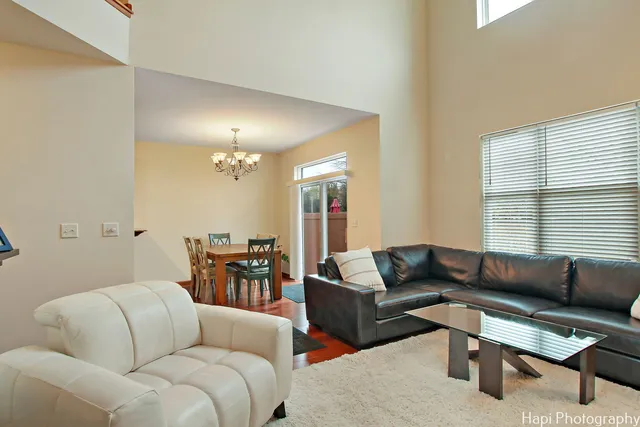 $349,000 | 2840 Cattail Court, Unit C, Wauconda, IL 60084