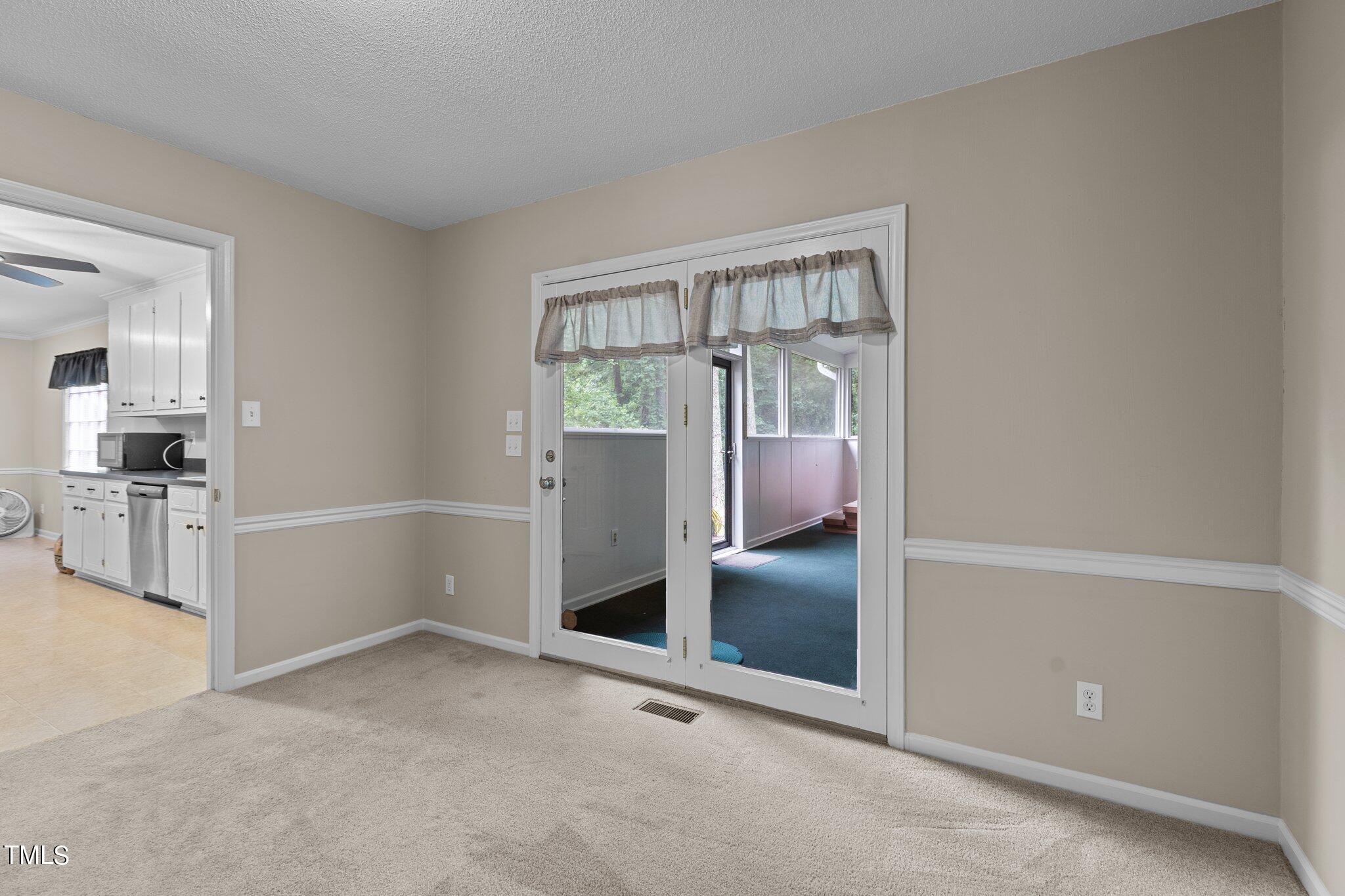 5125 Russell Road Durham, NC 27712 - Photo 12 of 59 11-web-or-mls-8Y3A4306
