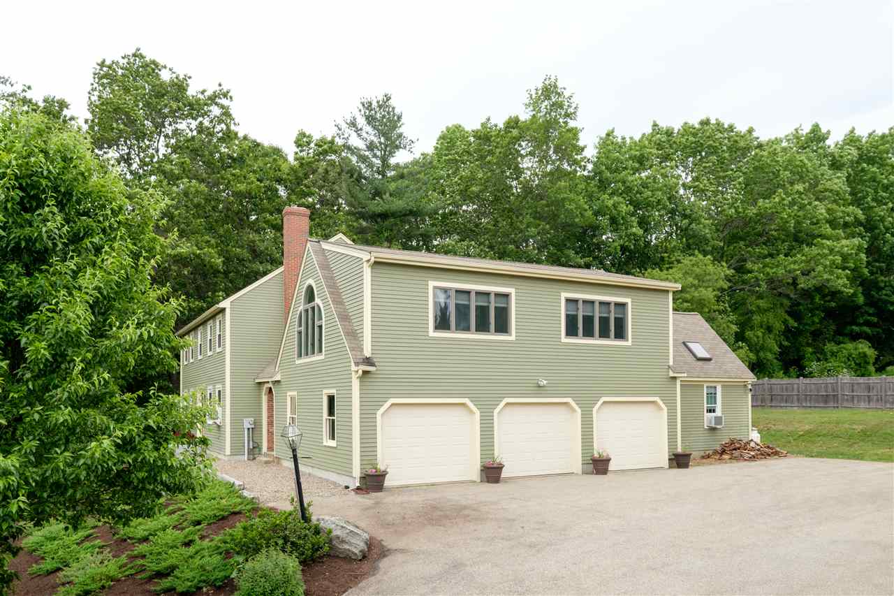 25 Coach Road Stratham, NH 03885 - Photo 2 of 40