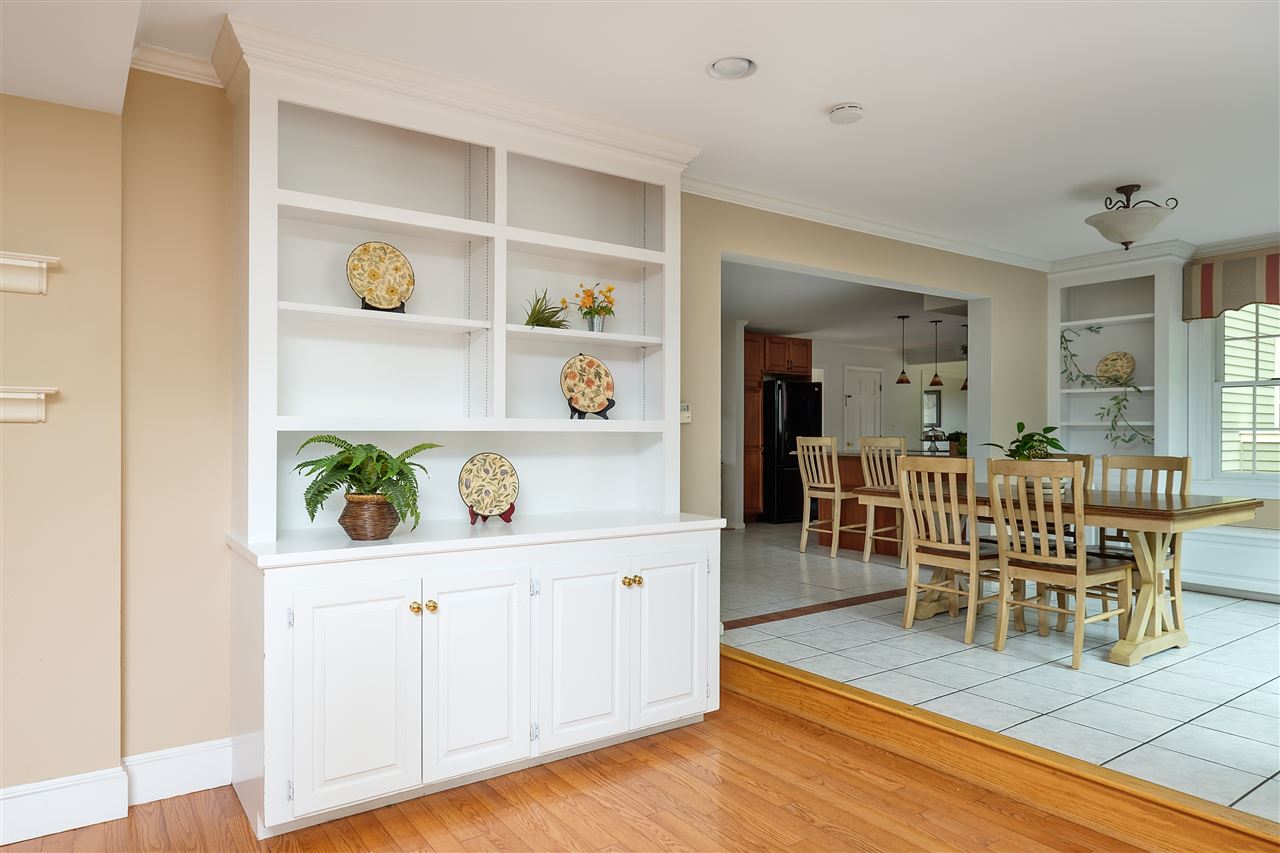 25 Coach Road Stratham, NH 03885 - Photo 12 of 40