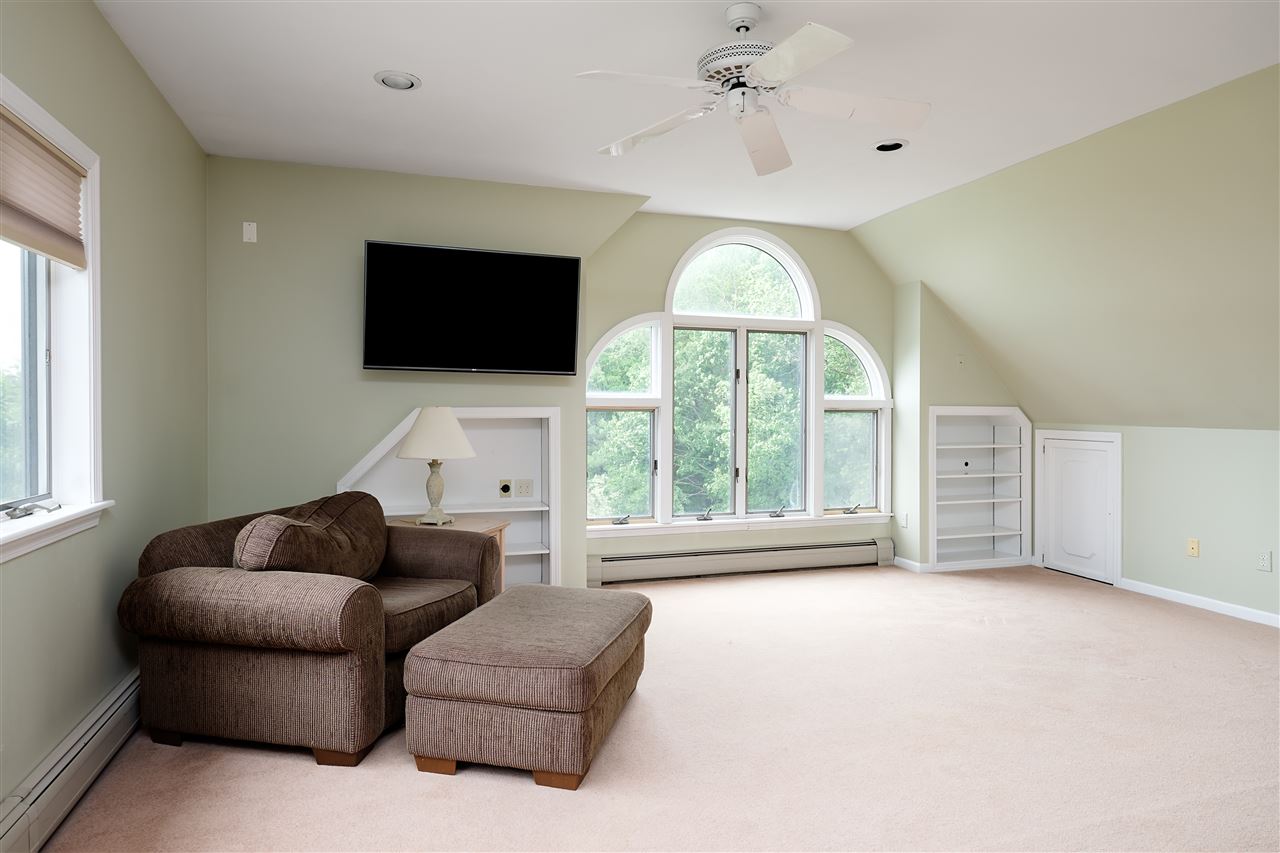 25 Coach Road Stratham, NH 03885 - Photo 21 of 40