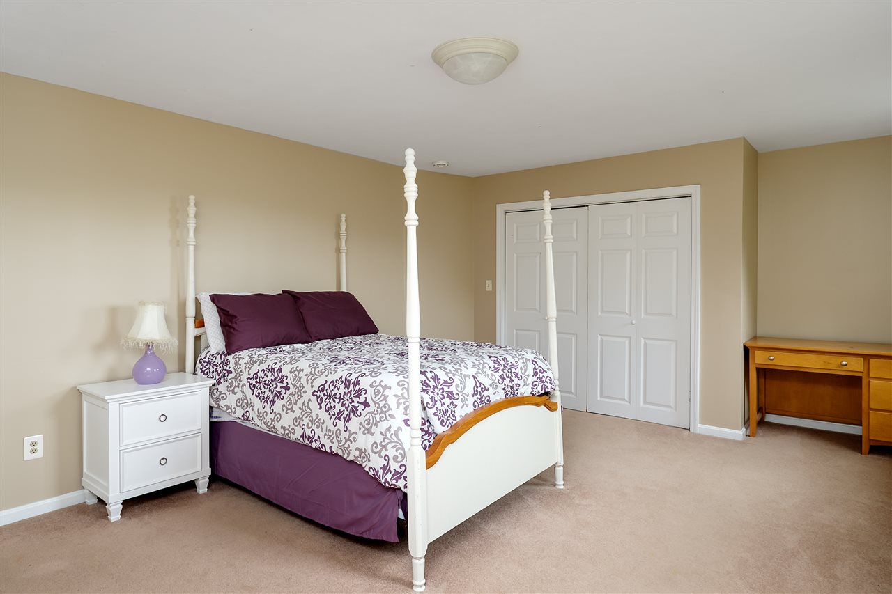 25 Coach Road Stratham, NH 03885 - Photo 25 of 40