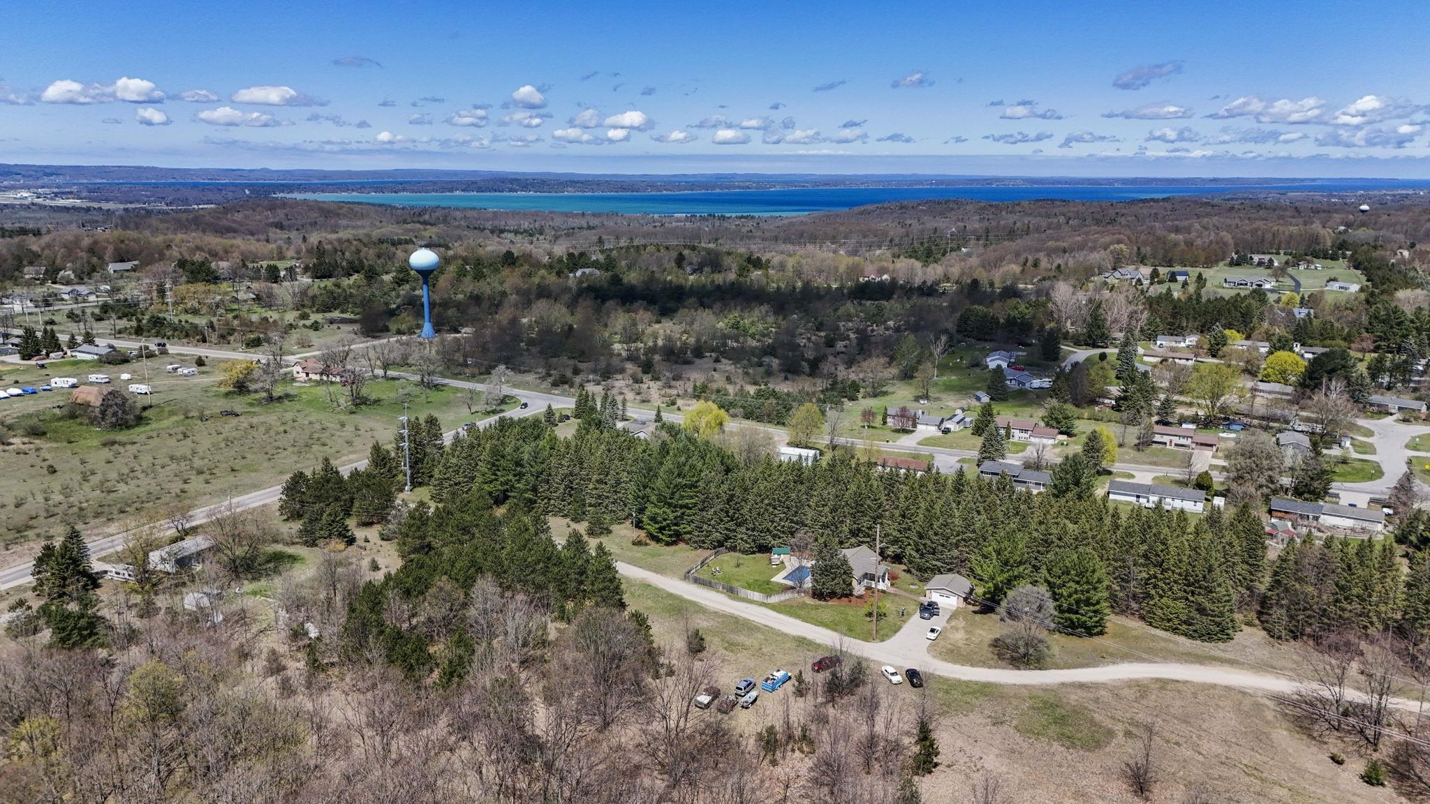 1932 Rasho Road Traverse City, MI 49696 - Photo 34 of 38 1921885-4ab55b6a-6fb7-4ebc-9003-60b71080f9e1.JPG