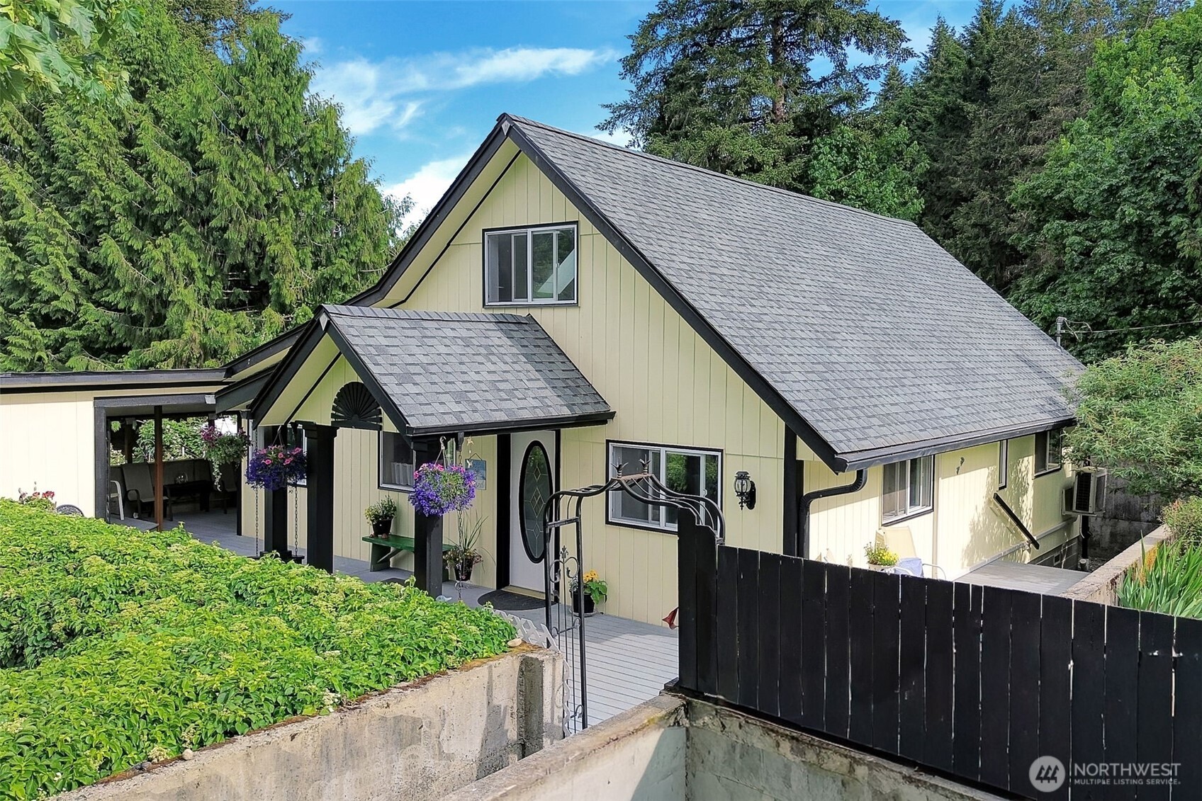 14902 Turner Road Southeast Rainier, WA 98576 - Photo 2 of 40