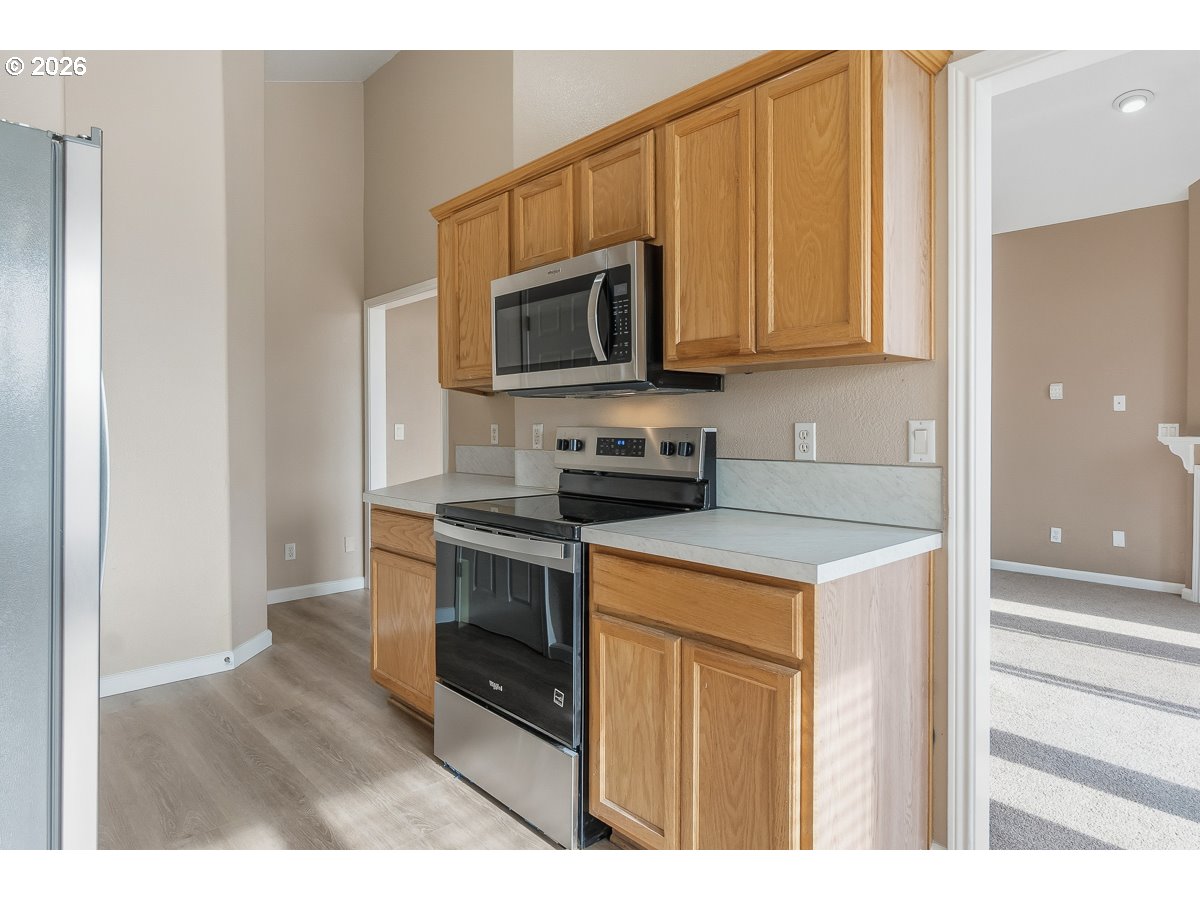 13262 Southwest Commonwealth Lane Beaverton, OR 97005 - Photo 14 of 32