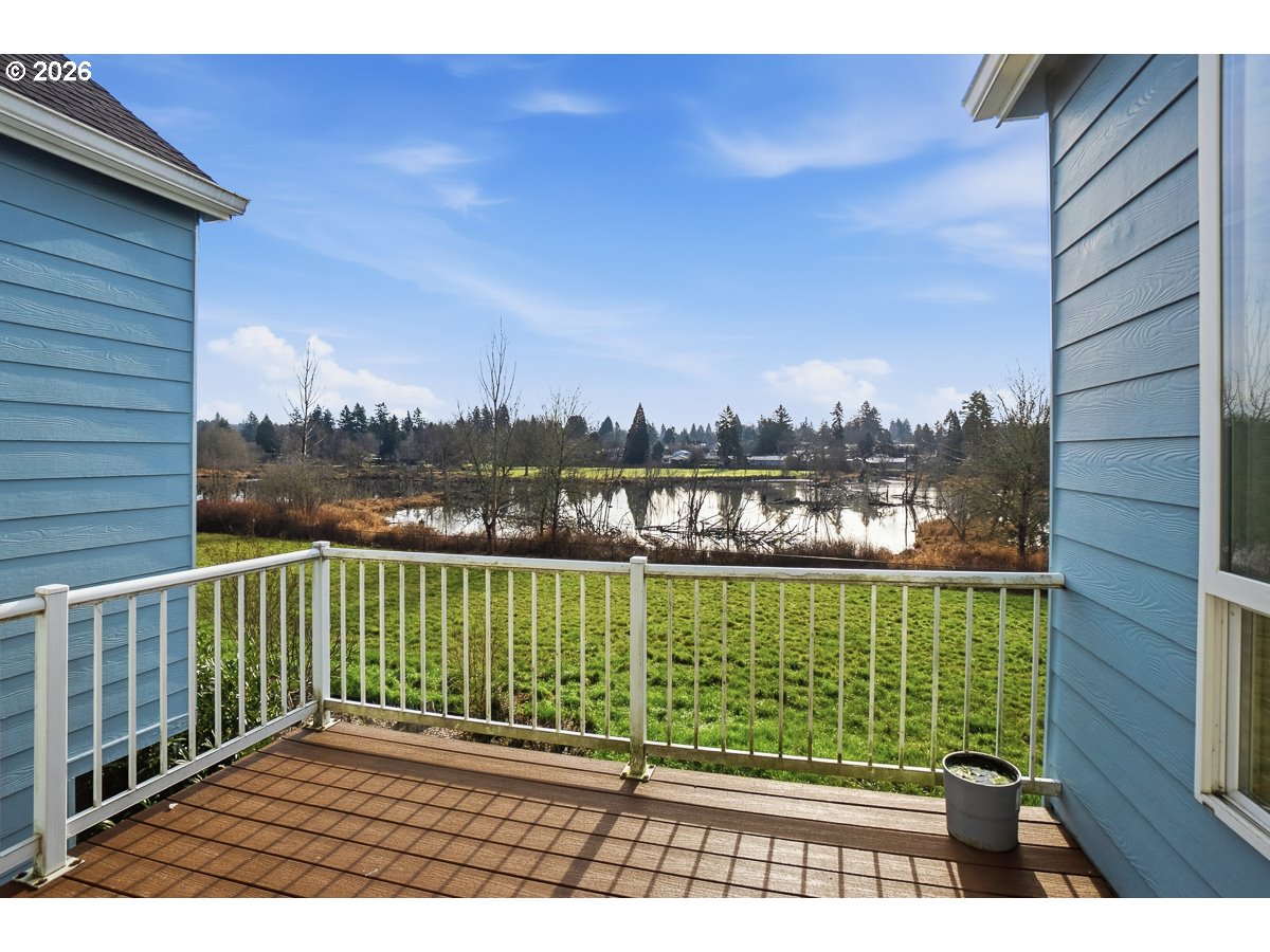 13262 Southwest Commonwealth Lane Beaverton, OR 97005 - Photo 17 of 32