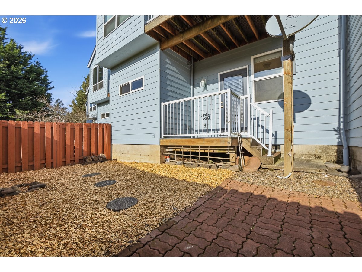 13262 Southwest Commonwealth Lane Beaverton, OR 97005 - Photo 30 of 32