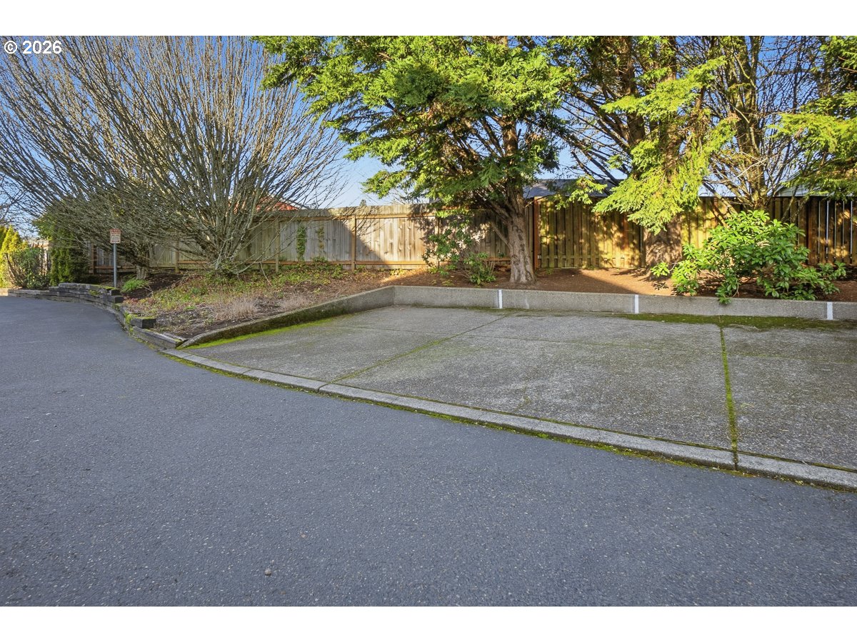 13262 Southwest Commonwealth Lane Beaverton, OR 97005 - Photo 32 of 32