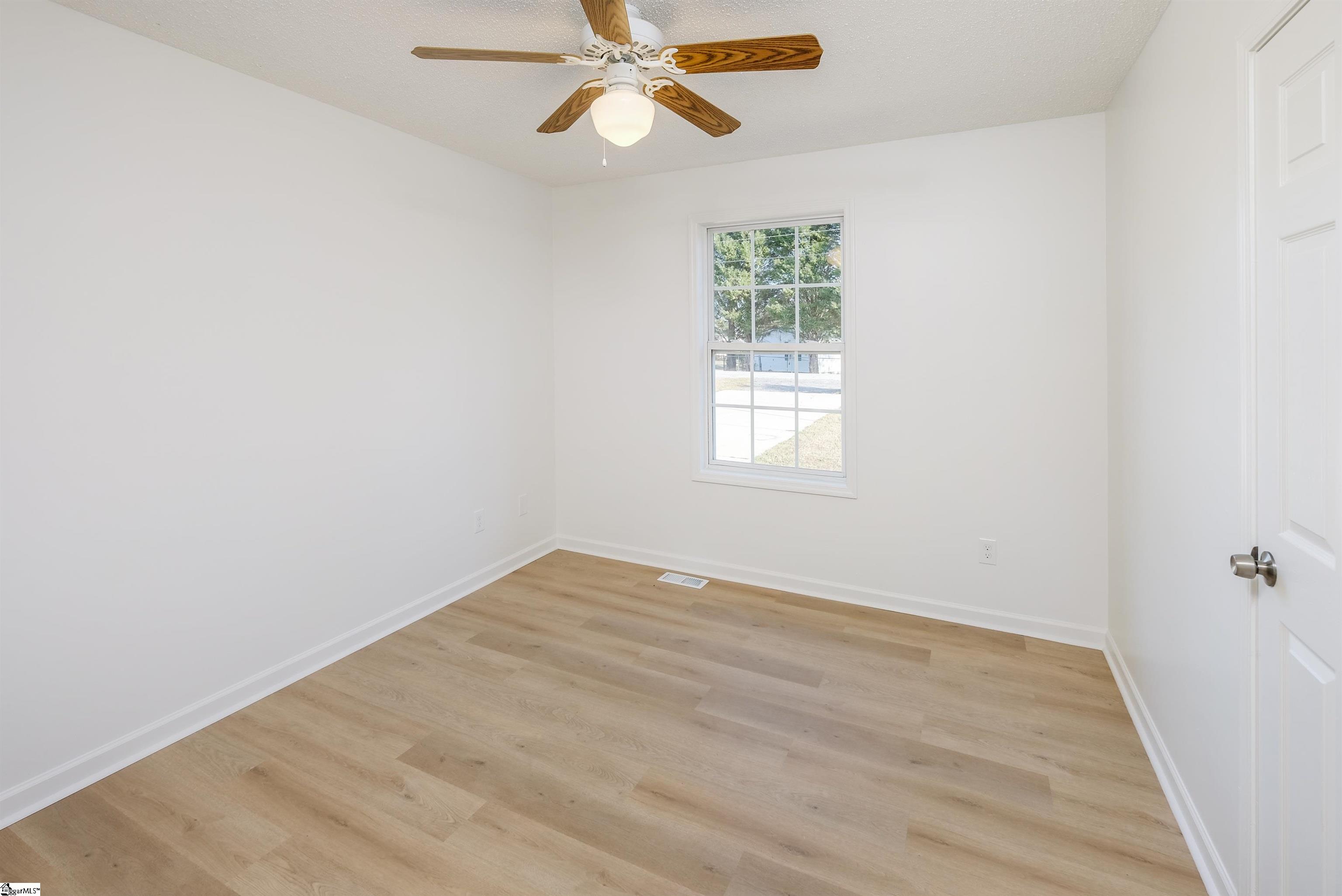 267 Clardy Road Pelzer, SC 29669 - Photo 15 of 26