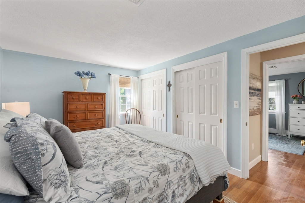 20 Billings Road Foxboro, MA 02035 - Photo 12 of 28 Gallery Image 12