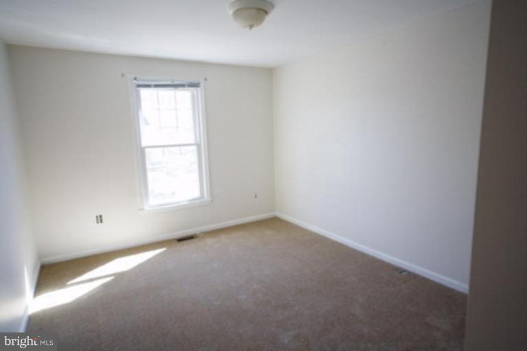 617 Concerto Lane Silver Spring, MD 20901 - Photo 6 of 17 Bedroom #2
