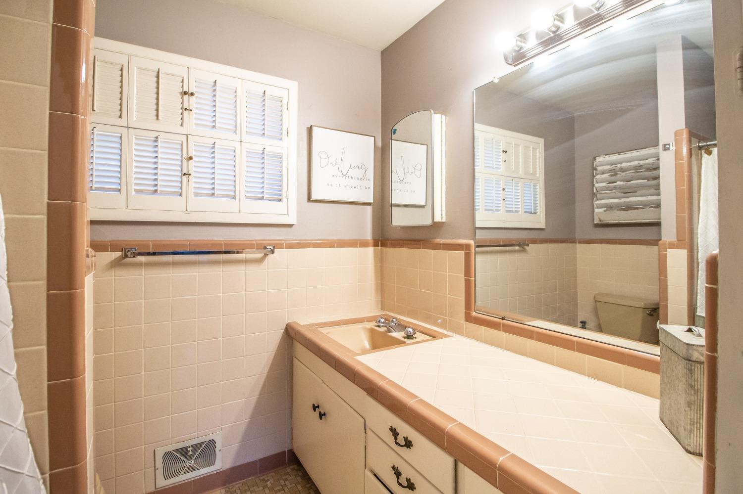 3204 43rd Street Lubbock, TX 79413 - Photo 19 of 37 Photo 19