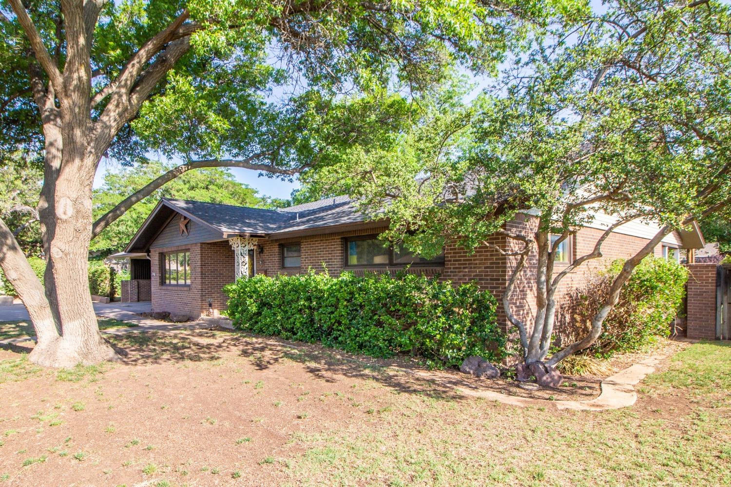 3204 43rd Street Lubbock, TX 79413 - Photo 2 of 37 Photo 2
