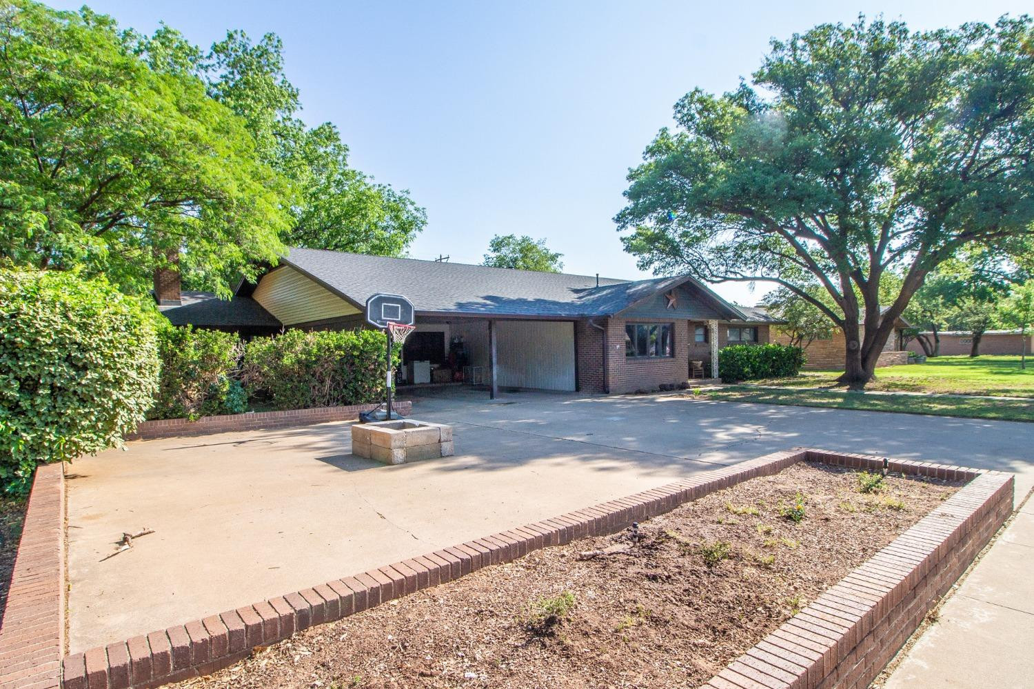3204 43rd Street Lubbock, TX 79413 - Photo 3 of 37 Photo 3