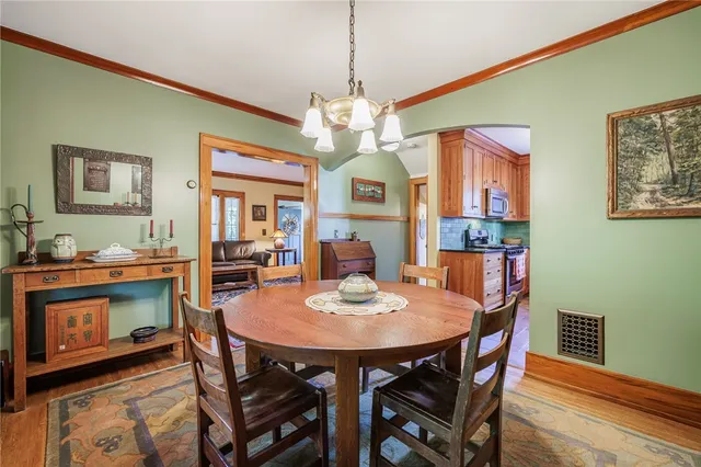 $229,900 | 25 Charlton Road, Irondequoit, NY 14617