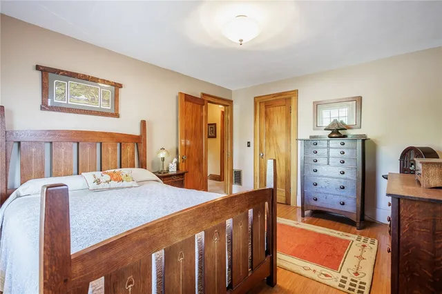 $229,900 | 25 Charlton Road, Irondequoit, NY 14617