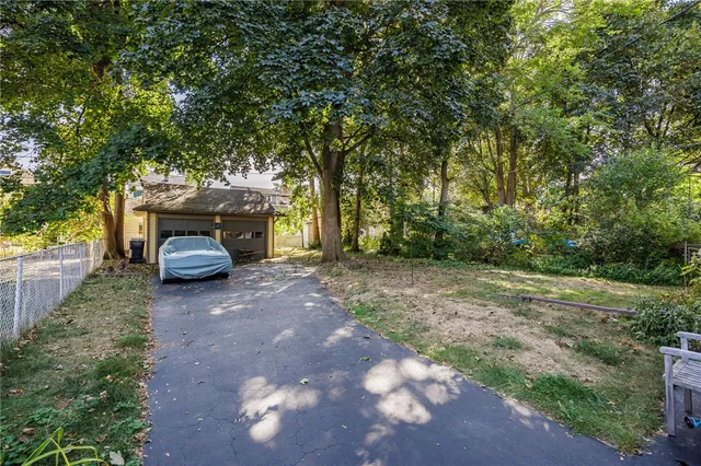 $229,900 | 25 Charlton Road, Irondequoit, NY 14617