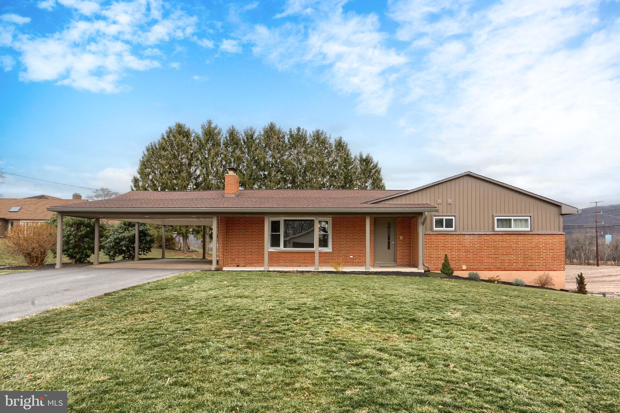 509 Shaffer Road Millersburg, PA 17061 - Photo 2 of 28 a front view of house with yard and green space