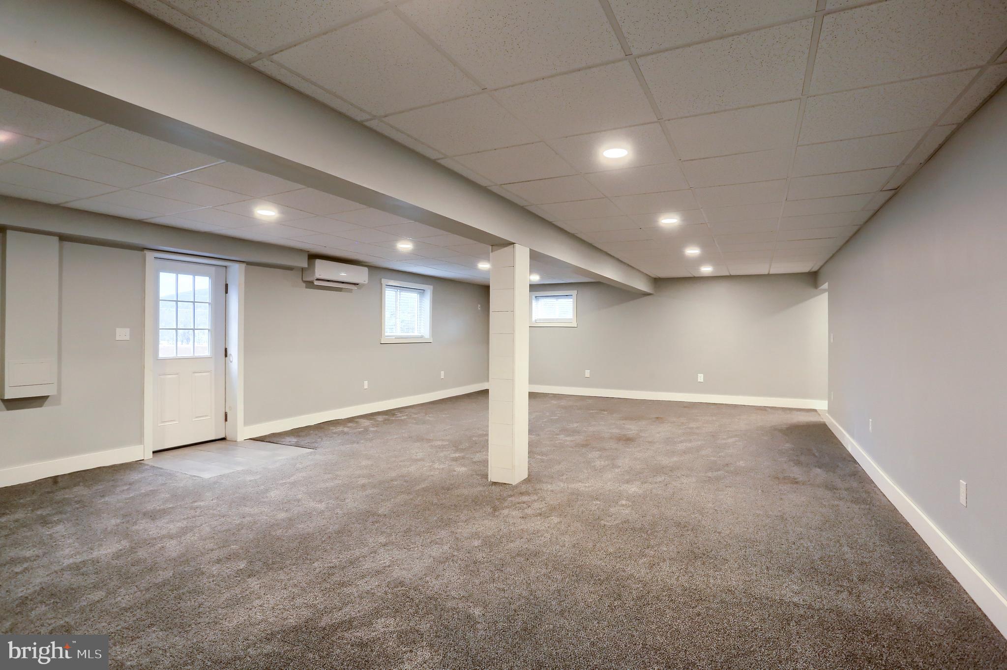 509 Shaffer Road Millersburg, PA 17061 - Photo 8 of 28 a view of empty room