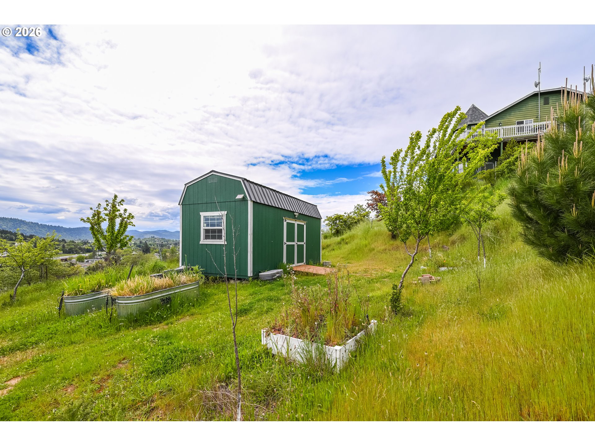 208 Jamie Loop Roseburg, OR 97471 - Photo 14 of 47