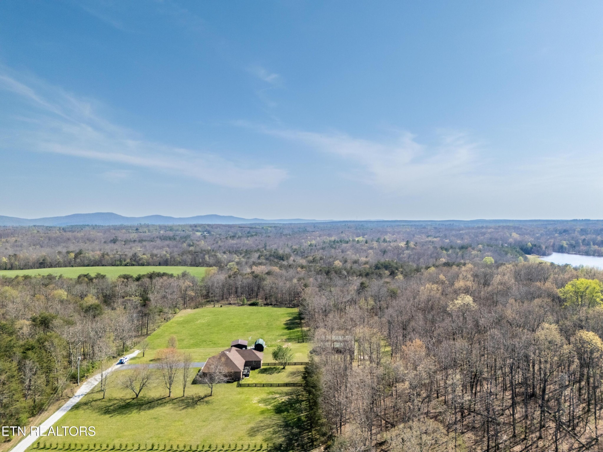 256 Johnson Road Crossville, TN 38572 - Photo 11 of 46 Gallery Image 11