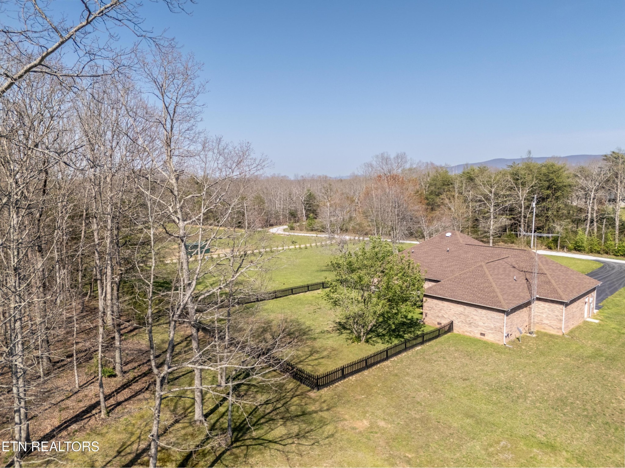 256 Johnson Road Crossville, TN 38572 - Photo 5 of 46 Gallery Image 5