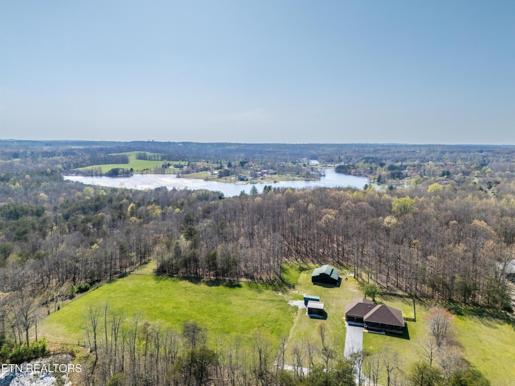 256 Johnson Road Crossville, TN 38572 - Photo 9 of 46 Gallery Image 9