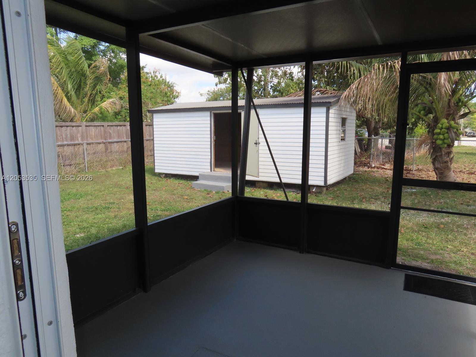 95 Southwest 17th Terrace Homestead, FL 33030 - Photo 10 of 48