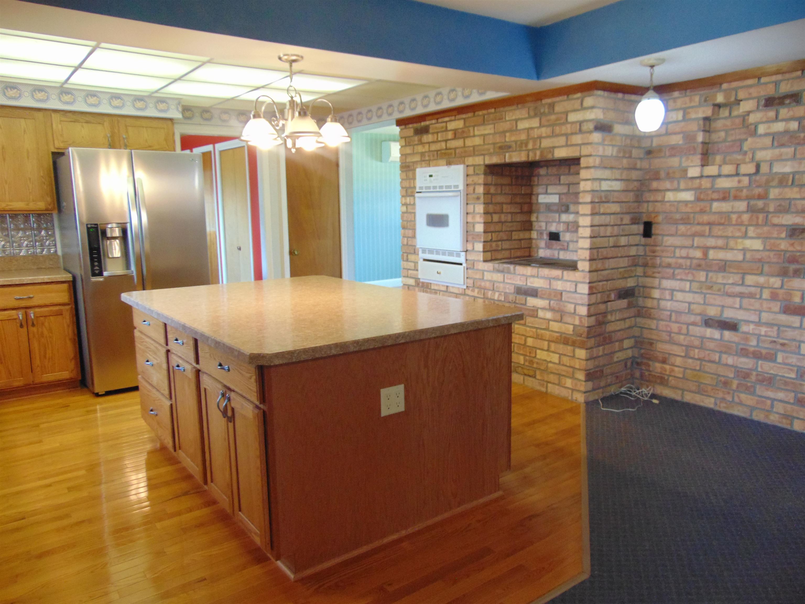 5625 West Monroe Road Alma, MI 48801 - Photo 8 of 77 1901821-7.JPG