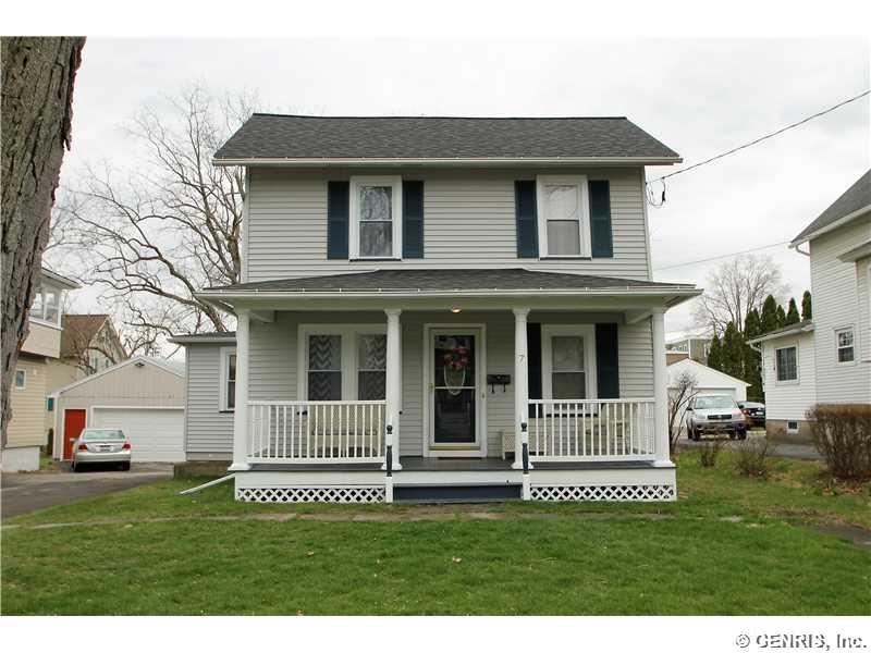 7 Beardsley Street Perinton, NY 14450 - Photo 1 of 1 Exterior Front.