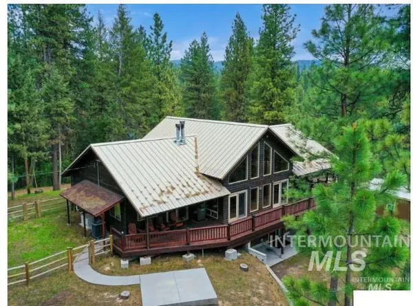 $1,050,000 | 31 Rainbow Ridge Road, Garden Valley, ID 83622