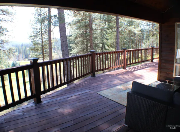 $1,050,000 | 31 Rainbow Ridge Road, Garden Valley, ID 83622