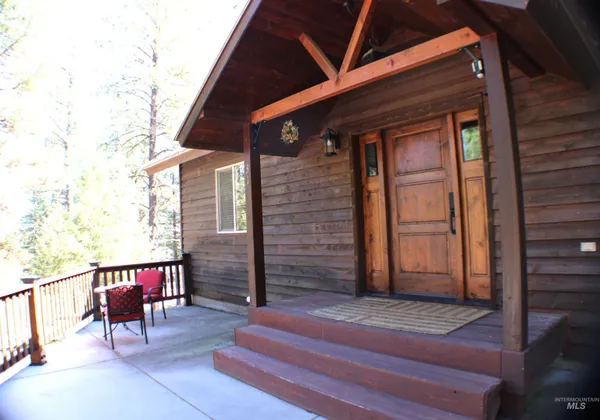 $1,050,000 | 31 Rainbow Ridge Road, Garden Valley, ID 83622