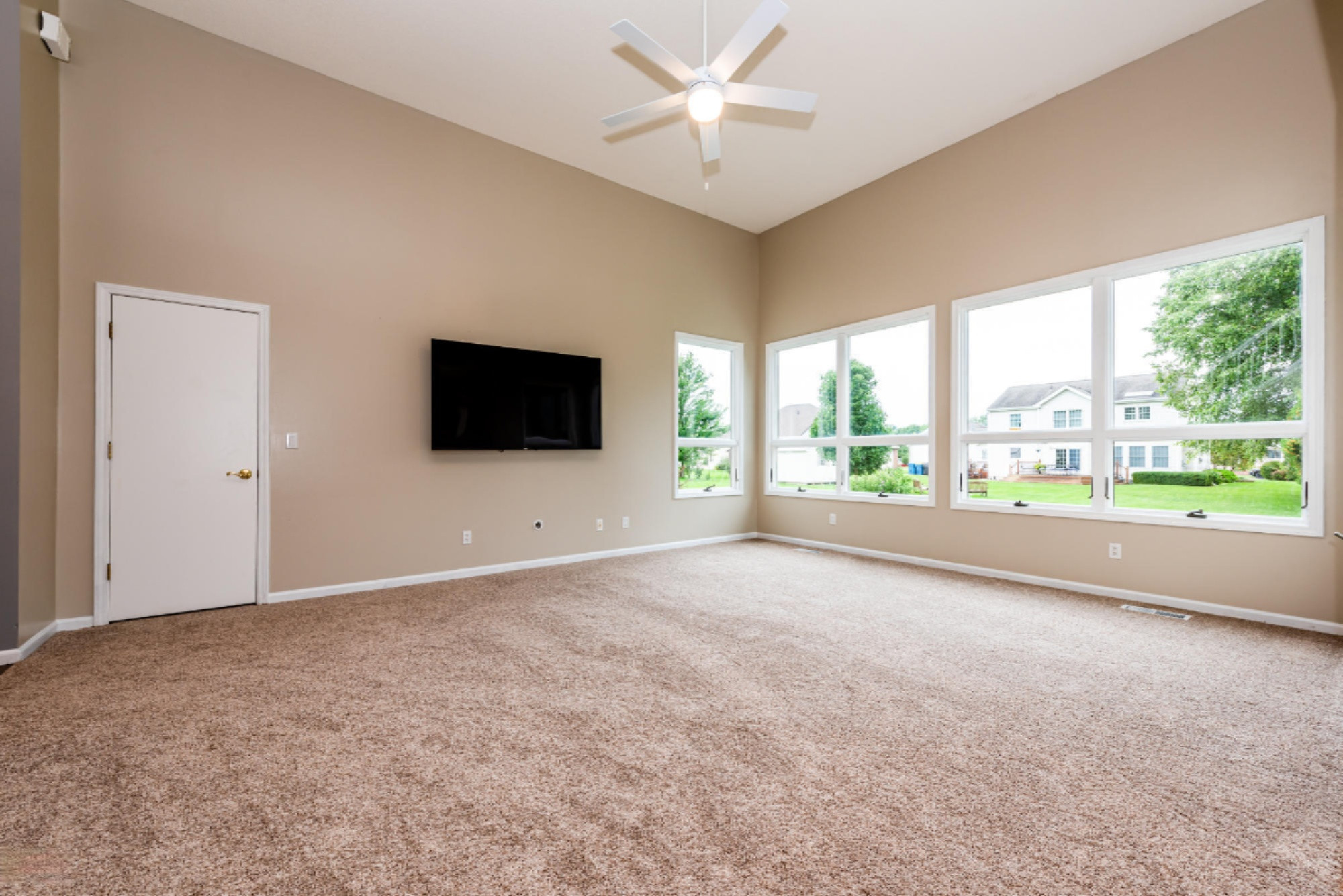 9766 Gast Road Bridgman, MI 49106 - Photo 5 of 32 Gast-105