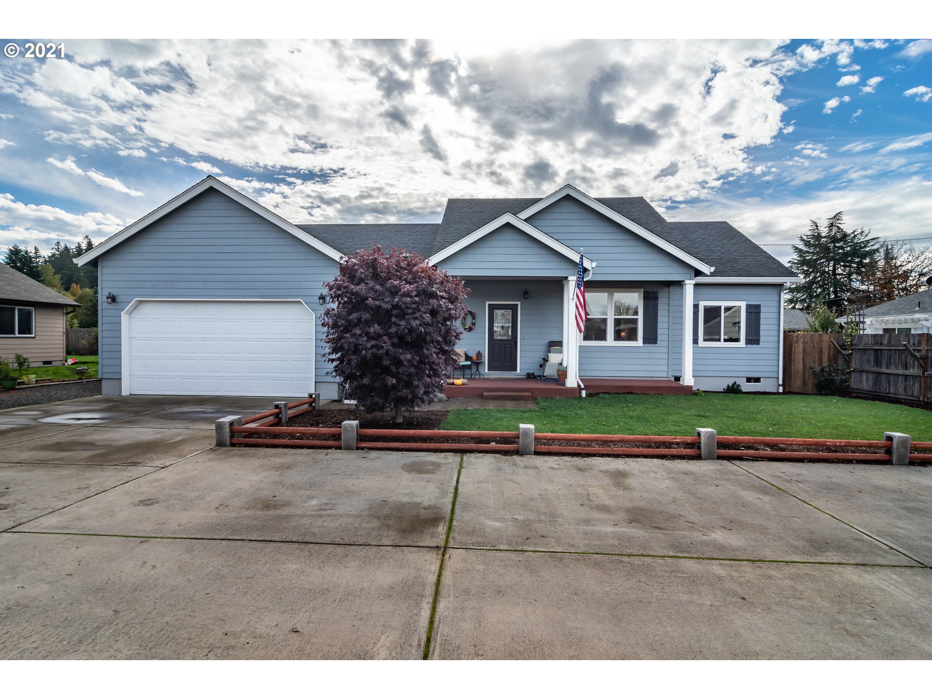 463 South 47th Street Springfield, OR 97478 - Photo 1 of 25 a view of house with outdoor space