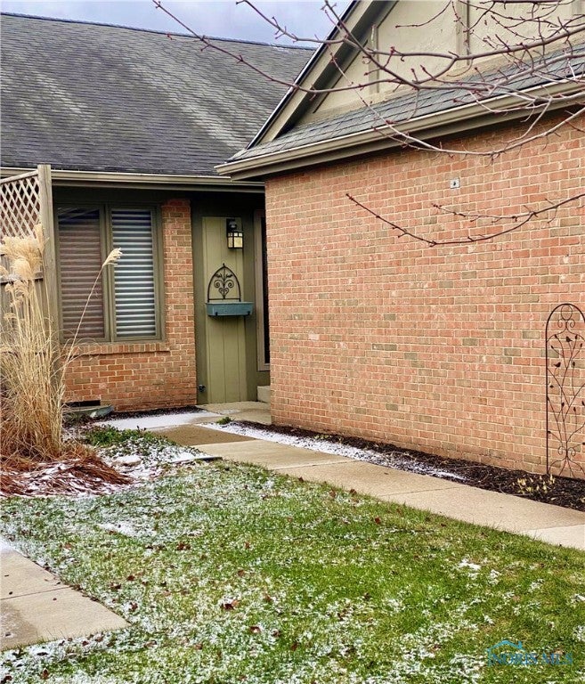 29335 Bates Road Perrysburg, OH 43551 - Photo 2 of 29 Main entry