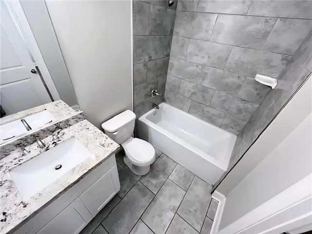 $1,800 | 1037 Orange Blossom Lane, Harvey, LA 70058