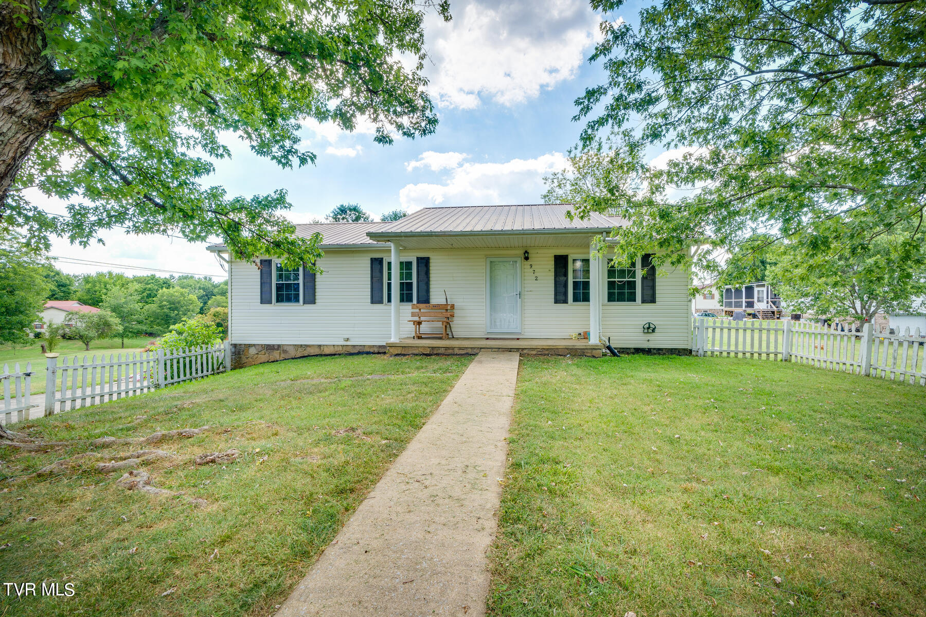 972 Wykle Road Greeneville, TN 37743 - Photo 1 of 30 001