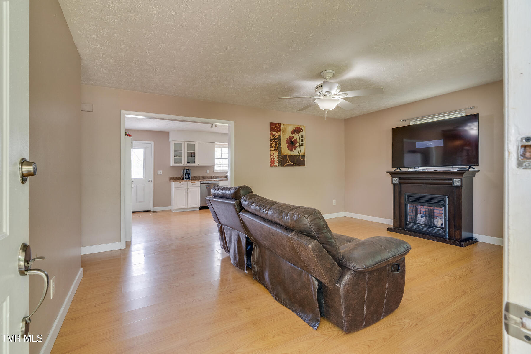 972 Wykle Road Greeneville, TN 37743 - Photo 5 of 30 005